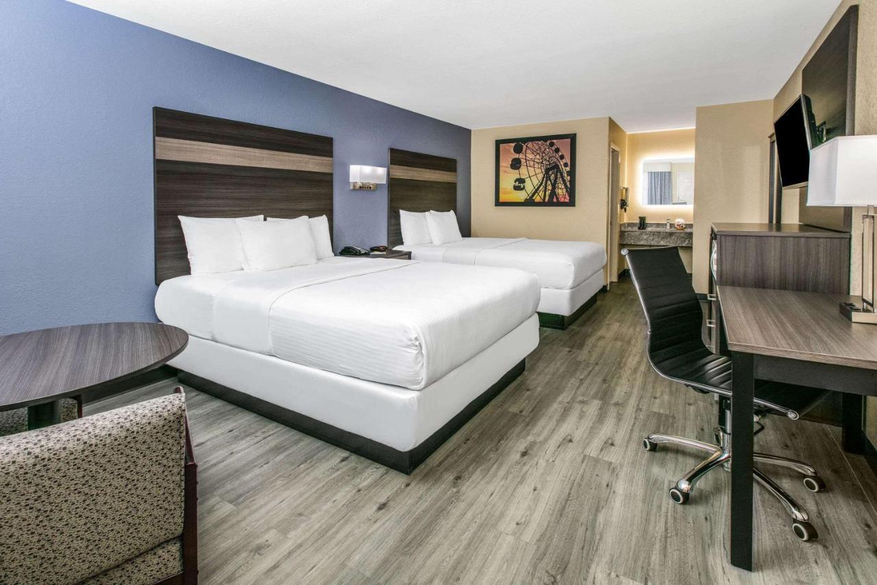 Days Inn By Wyndham Waco Near Downtown University Buitenkant foto