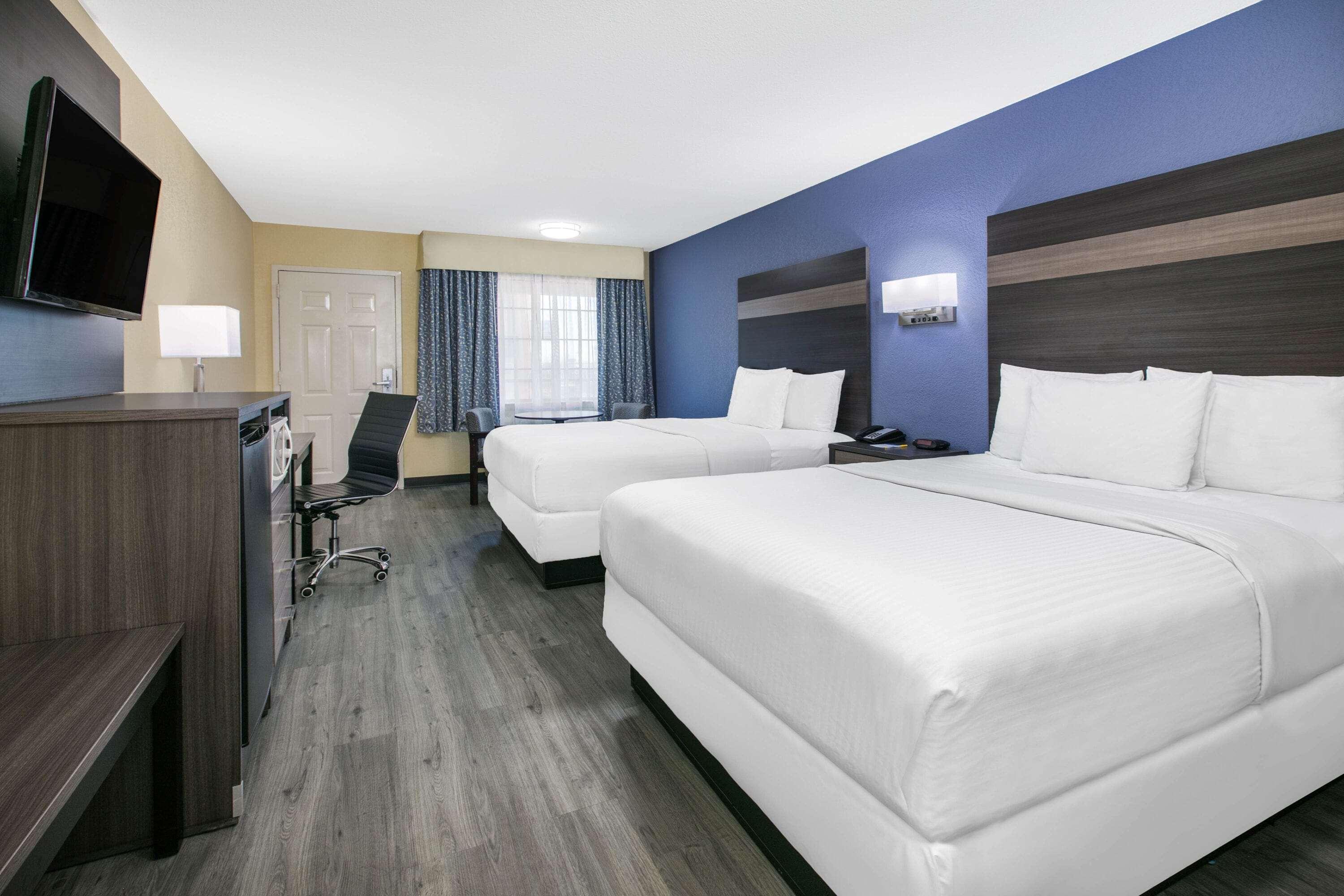 Days Inn By Wyndham Waco Near Downtown University Buitenkant foto