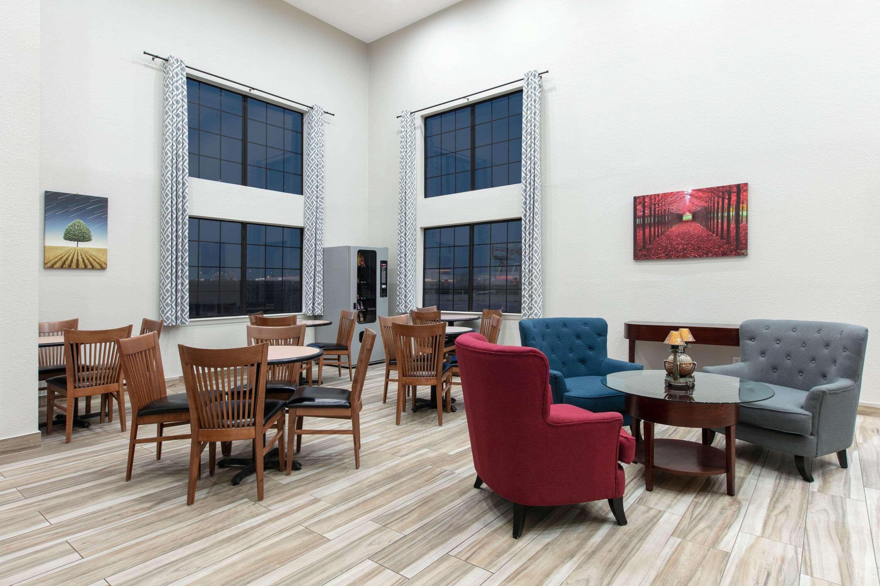 Days Inn By Wyndham Waco Near Downtown University Buitenkant foto