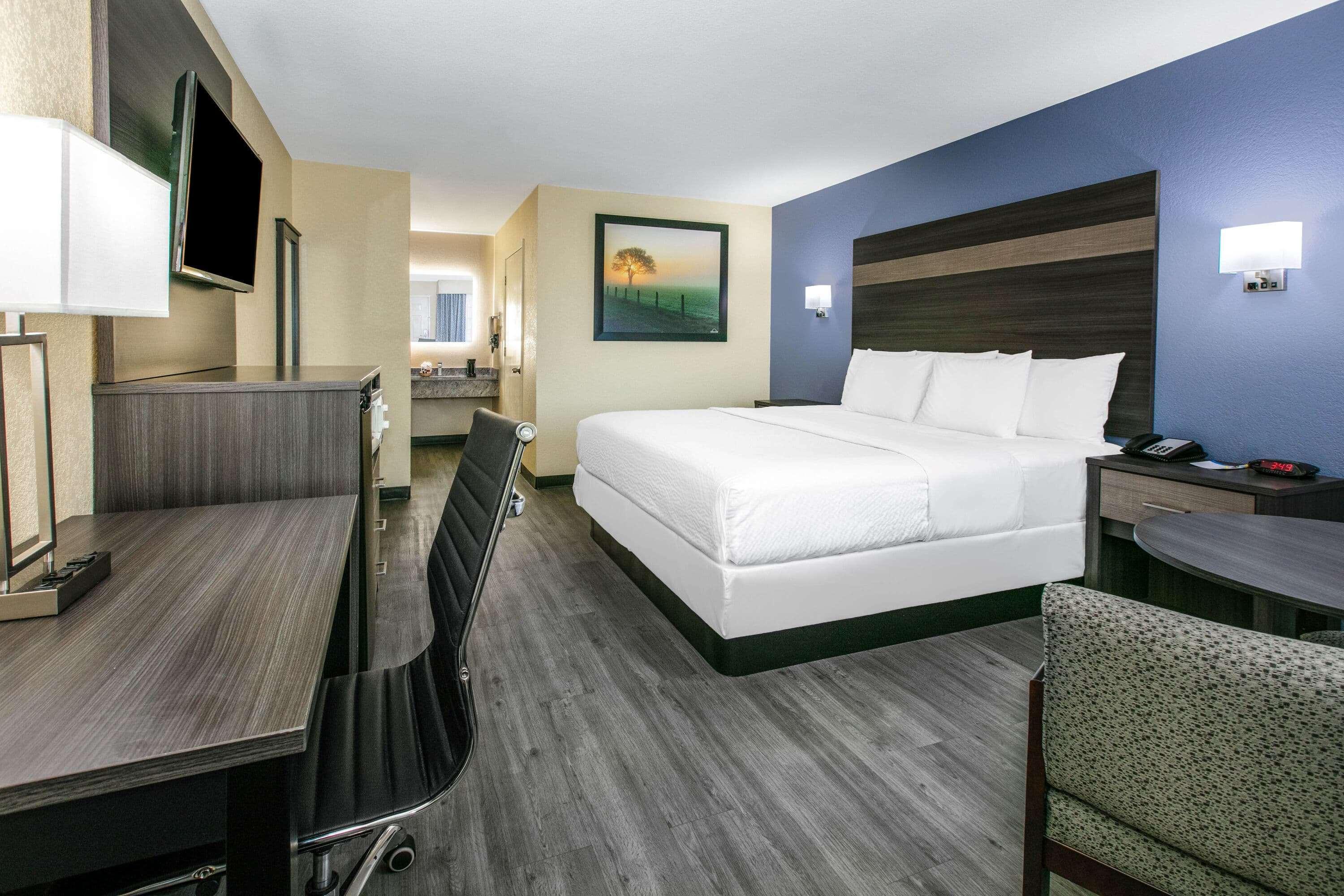Days Inn By Wyndham Waco Near Downtown University Buitenkant foto