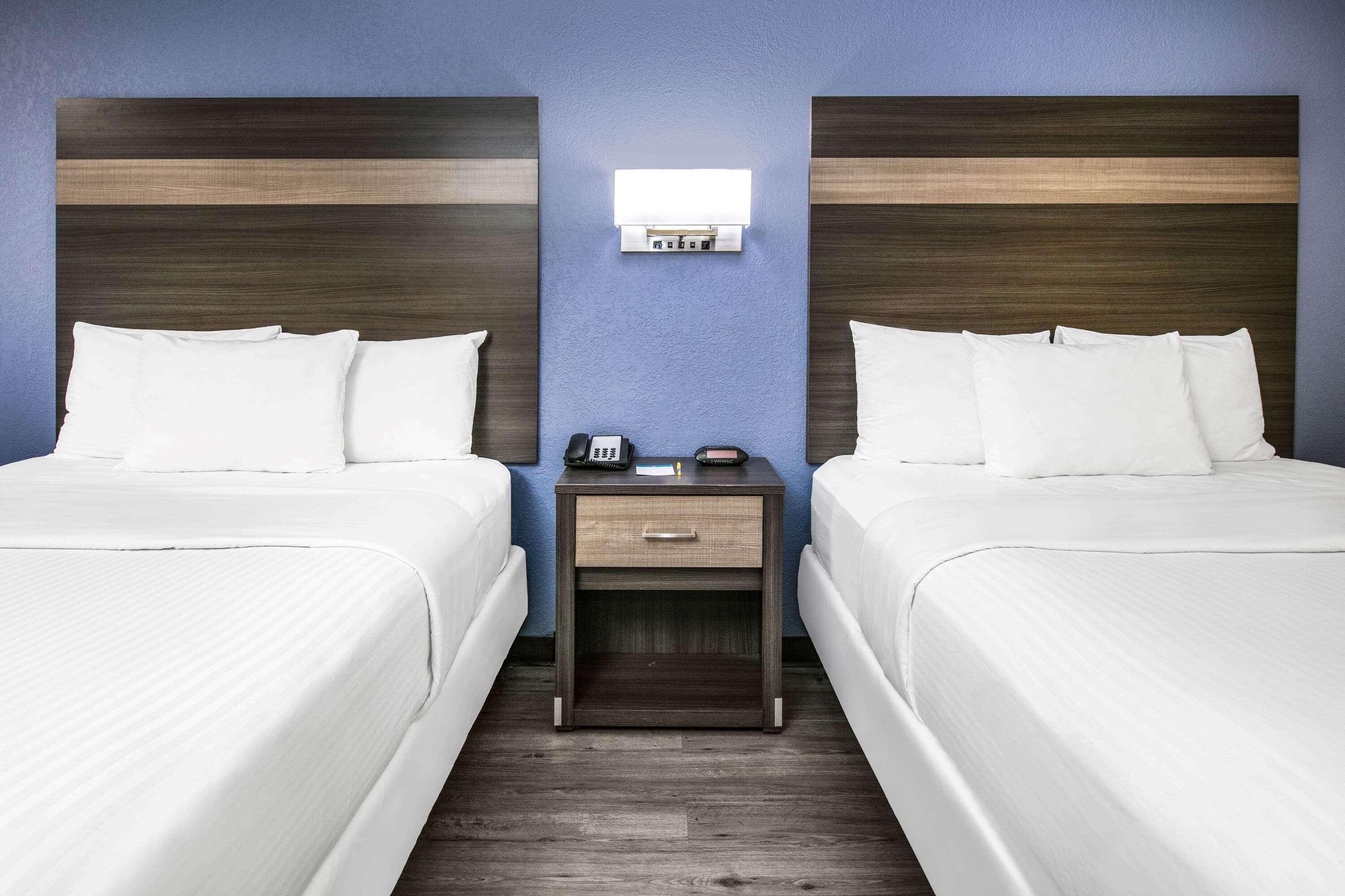 Days Inn By Wyndham Waco Near Downtown University Buitenkant foto